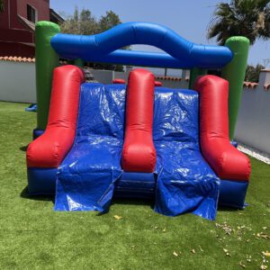 castillo hinchable doble tobogan